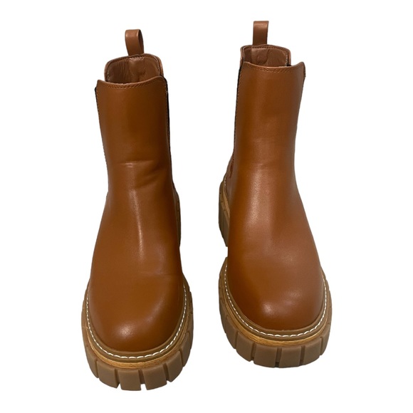 Madden Girl Pheobe Women's Platform Lug Sole Chelsea Boot LIKE NEW - Picture 13 of 16